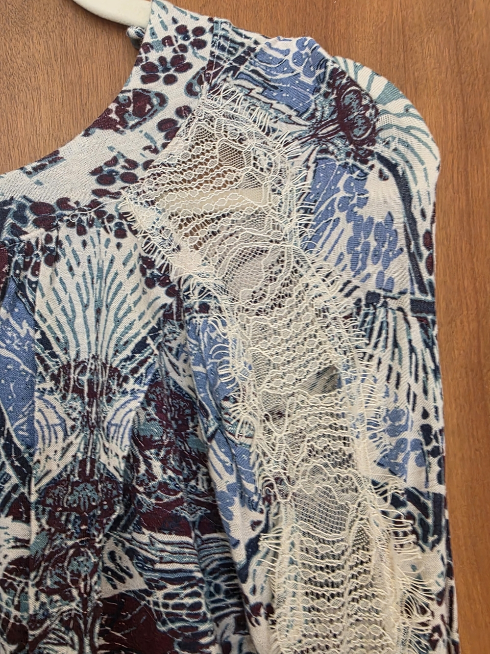 Free People Printed Long Sleeve Keyhole Top - Blue Mix Size Xs - Picture 5 of 9